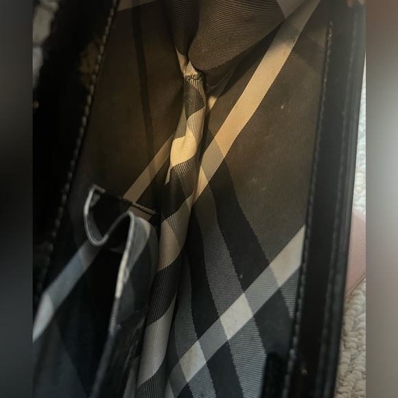 Burberry black patent clutch leather Wristlet bag/clutch - Picture 15 of 16